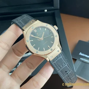 Replica Watches Hublot Classic Fusion 38mm Grey Dial Mens Swiss Automatic Leather Strap 1:1 Clone Watch