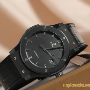 Replica Watches Hublot Classic Fusion 42mm Black Dial Mens Swiss Automatic Leather Strap 1:1 Clone Watch