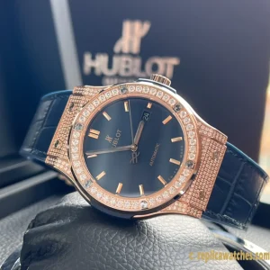Replica Watches Hublot Classic Fusion 42mm Blue Dial Mens Swiss Automatic Leather Strap 1:1 Clone Watch