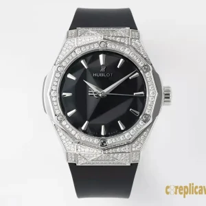 Replica Watches Hublot Classic Fusion 42mm Black Dial Ladies Swiss Automatic Rubber Strap 1:1 Clone Watch
