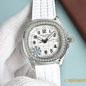 Replica Watches Patek Philippe Aquanaut 35mm White Dial Women Swiss Quartz Rubber Bracelet 1:1 Clone Watch