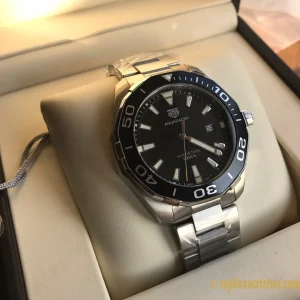 Replica Watches Tag Heuer Aquaracer 43mm Black Dial Mens Swiss Automatic Movement Metal Bracelet 1:1 Clone Watch