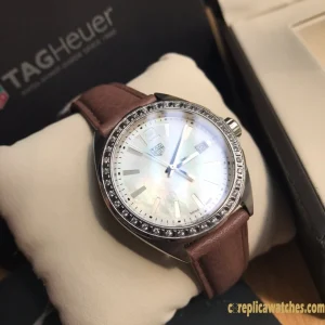 Replica Watches Tag Heuer Formula 1 35mm Pearl Dial Women Swiss Quartz Leather Strap 1:1 Clone Watch